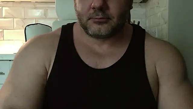 Snapshot of WildJohn_XX chatting on January 2026 10:01:02 PM WildJohn XX online show from January 2026 10:01:02 PM