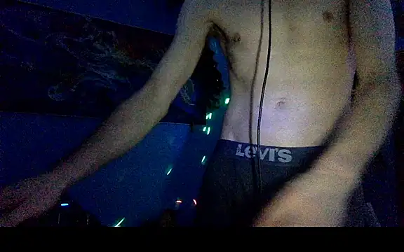 nutt max online show from December 2025 09:31:02 PM