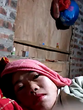 yana-zz online show from December 2025 08:38:02 PM