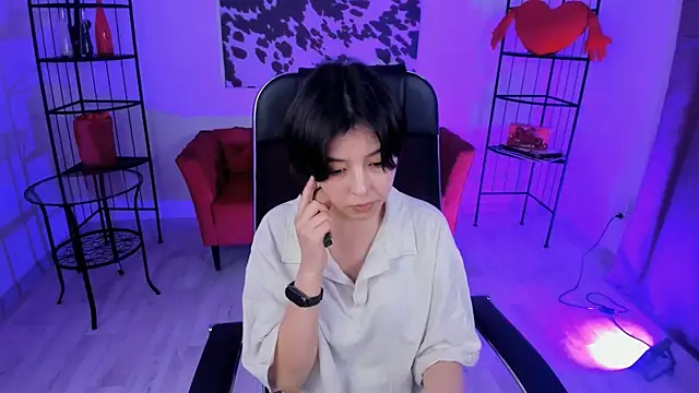 SirenMystiq online show from July 2026 04:44:01 PM