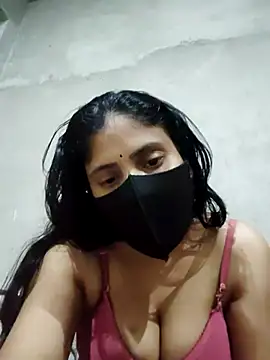 Snapshot of kanika05 chatting on February 2026 08:40:02 PM kanika05 online show from February 2026 08:40:02 PM