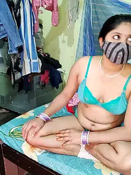 Cuple masti72 online show from December 2025 05:18:02 PM