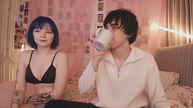 Snapshot of midnight_memories chatting on January 2026 05:37:01 PM midnight memories online show from January 2026 05:37:01 PM