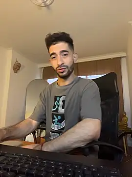 Snapshot of _YOURHERO chatting on February 2026 10:50:01 PM YOURHERO online show from February 2026 10:50:01 PM