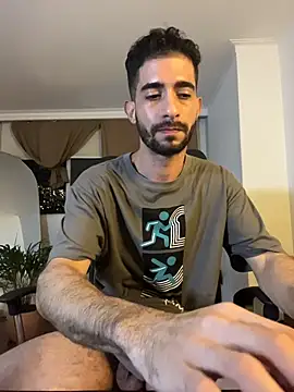 Snapshot of _YOURHERO chatting on February 2026 04:57:01 AM YOURHERO online show from February 2026 04:57:01 AM