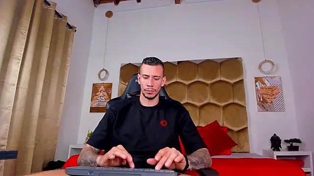 J king   online show from May 2026 06:09:01 PM