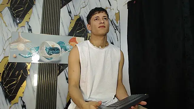 YOUNG GUYS1 online show from March 2026 07:37:02 AM