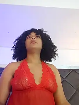 LunaaCurly online show from February 2026 07:26:02 PM