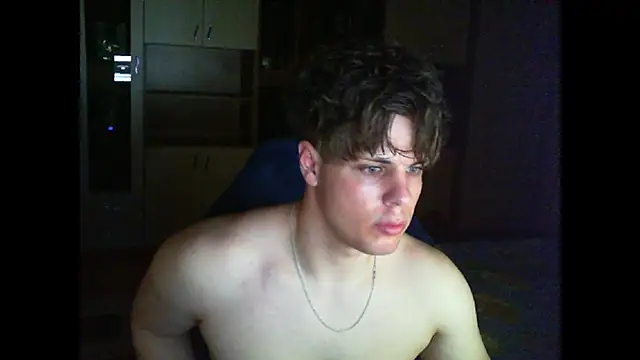 GymGuy0505 online show from January 2026 11:29:02 PM