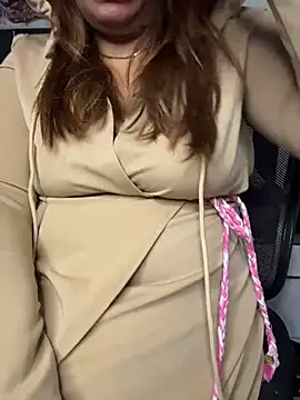 butterflyslay online show from February 2026 05:49:01 AM