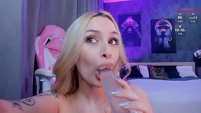 LanaMiracle online show from February 2026 06:40:02 AM