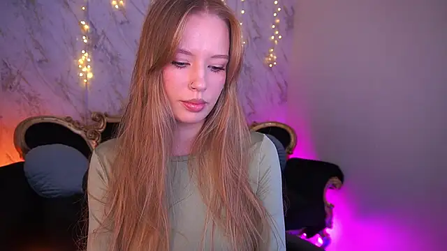 MollyyMayy online show from February 2026 04:02:01 PM