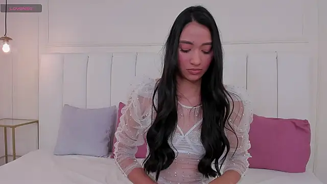 barbara noa online show from December 2025 09:54:01 PM