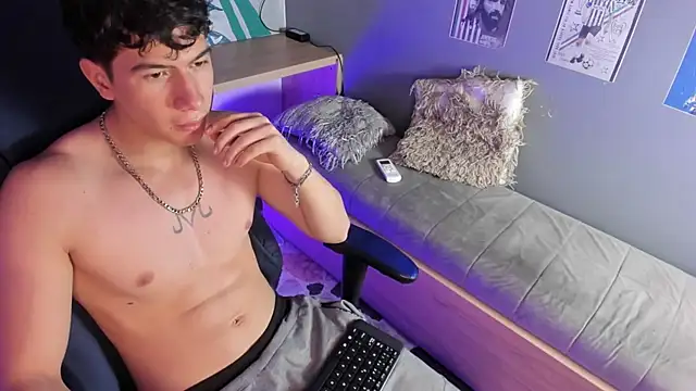 Criss Adams online show from January 2026 02:58:02 AM