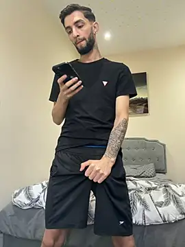 Juliann69Ramiro online show from February 2026 03:34:02 PM