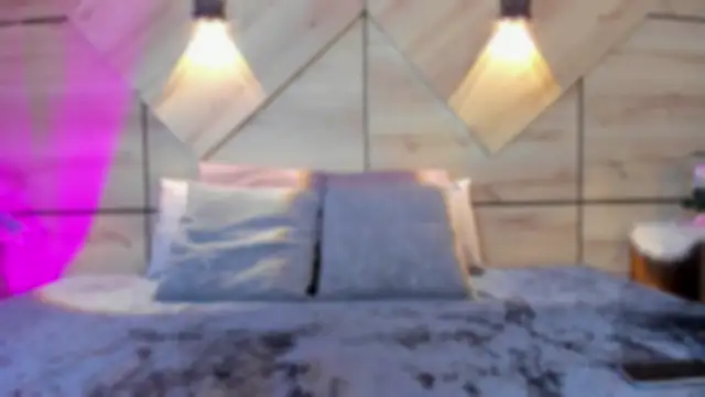 sussan fox  online show from February 2026 08:09:01 PM