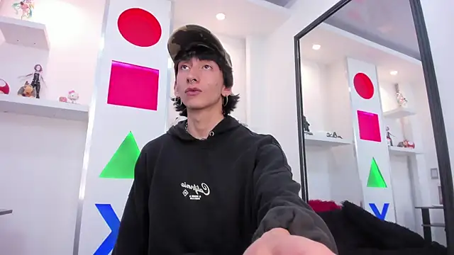 Cody Bloom online show from December 2025 04:07:02 AM