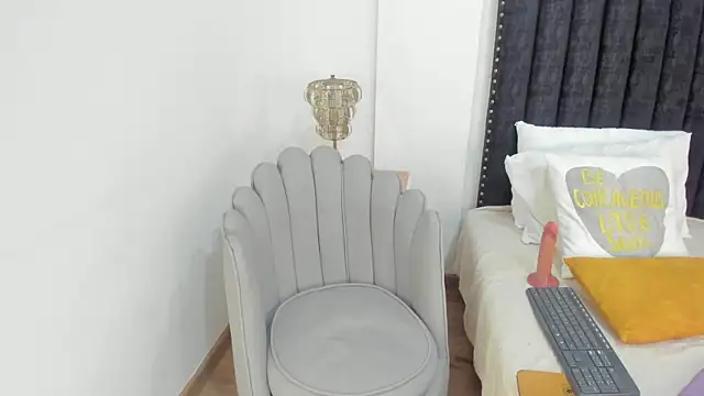 scarlett vixen7 online show from January 2026 05:27:02 PM