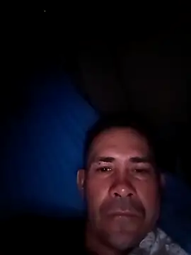 Snapshot of Juven1632 chatting on February 2026 01:20:01 AM Juven1632 online show from February 2026 01:20:01 AM