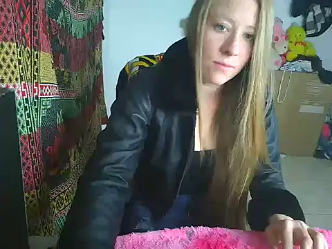 arianna blonde online show from March 2026 09:18:02 PM