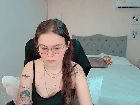 Snapshot of lexalove_doll chatting on February 2026 01:57:02 AM lexalove doll online show from February 2026 01:57:02 AM