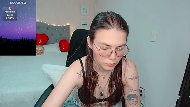 Snapshot of lexalove_doll chatting on February 2026 03:39:01 AM lexalove doll online show from February 2026 03:39:01 AM