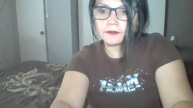 SHAMELESSLY HOT online show from April 2026 03:13:01 AM