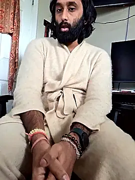 RoshiClouded online show from January 2026 08:23:01 PM