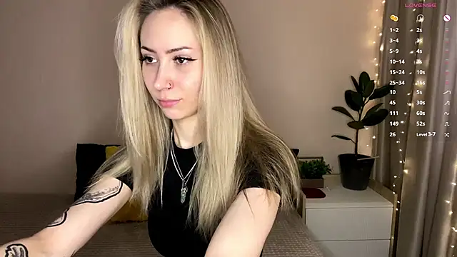 sun under skyy online show from February 2026 02:07:03 AM