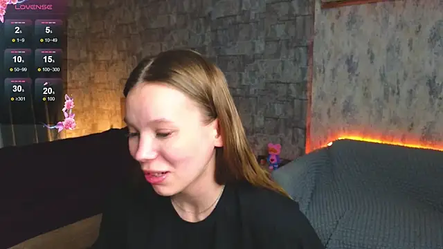 Cara Sweet1 online show from May 2026 06:53:01 PM