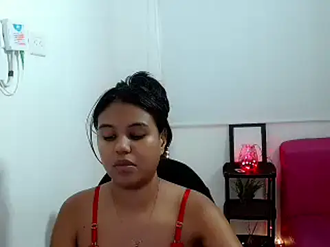 Snapshot of Shawnycarson chatting on June 2026 06:02:01 PM Shawnycarson online show from June 2026 06:02:01 PM