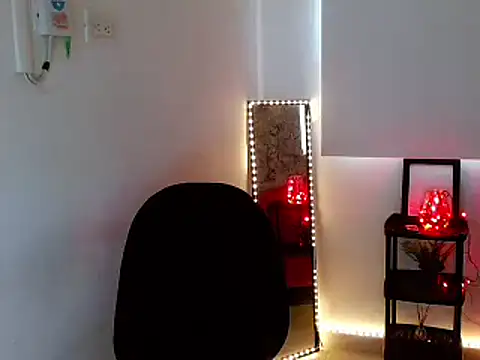 Shawnycarson online show from July 2026 06:02:02 PM
