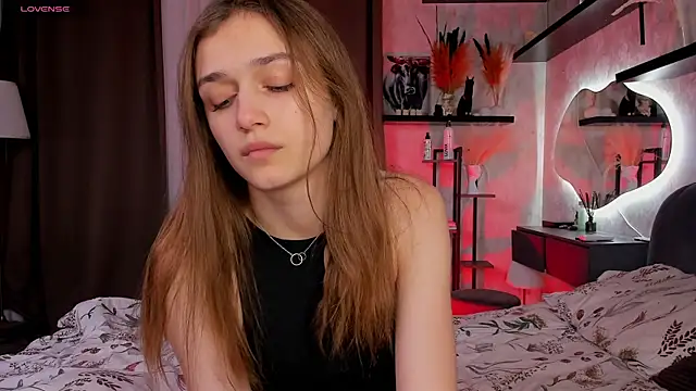 MarinaPoppenhagen online show from January 2026 06:35:01 PM