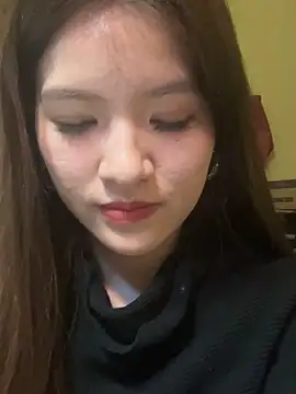 Snapshot of Momochen8839 chatting on February 2026 10:24:01 AM Momochen8839 online show from February 2026 10:24:01 AM