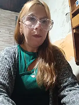 Snapshot of cari75 chatting on June 2026 09:10:02 PM cari75 online show from June 2026 09:10:02 PM