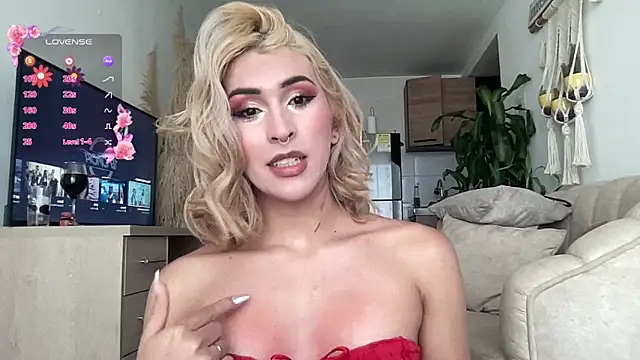 Snapshot of isa_fox_23 chatting on June 2026 02:21:01 PM isa fox 23 online show from June 2026 02:21:01 PM