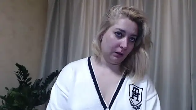 sweetpussy13 online show from March 2025 06:32:01 AM