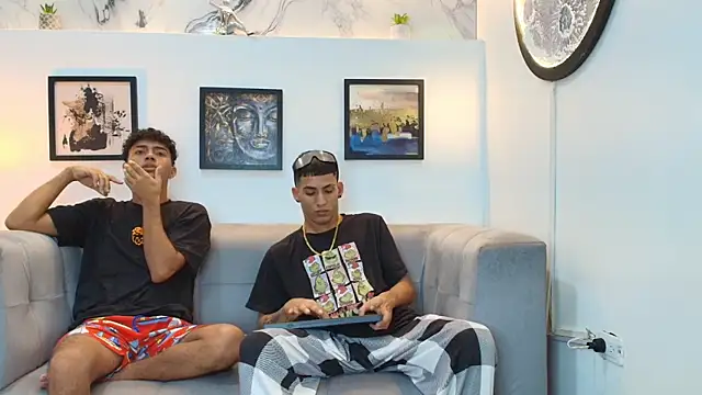 Snapshot of DIAMOND_BLACKS chatting on January 2026 07:21:01 AM DIAMOND BLACKS online show from January 2026 07:21:01 AM