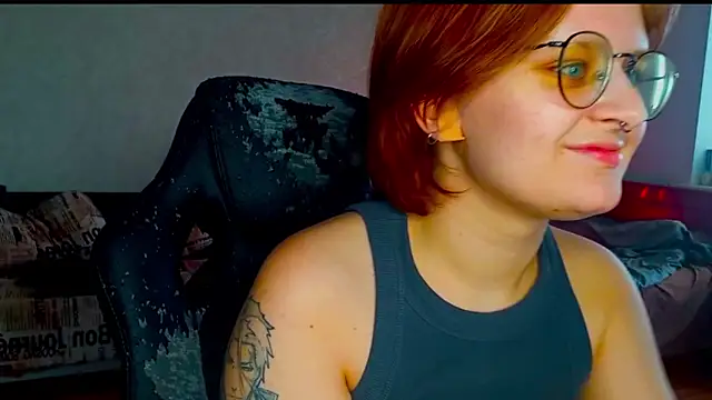 Snapshot of SonyaDew chatting on January 2026 07:21:01 AM SonyaDew online show from January 2026 07:21:01 AM