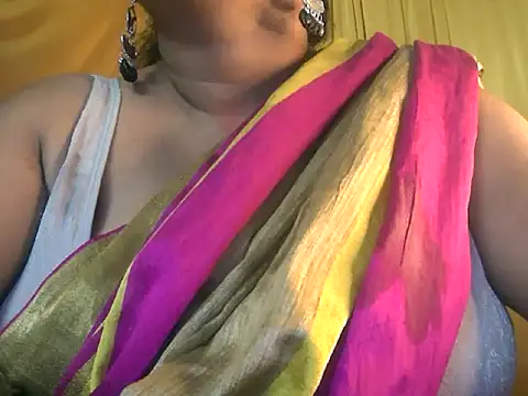 Snapshot of MISTI_KOLK chatting on July 2026 06:42:02 AM MISTI KOLK online show from July 2026 06:42:02 AM