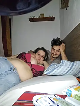 leyaDeea online show from December 2025 05:10:02 PM