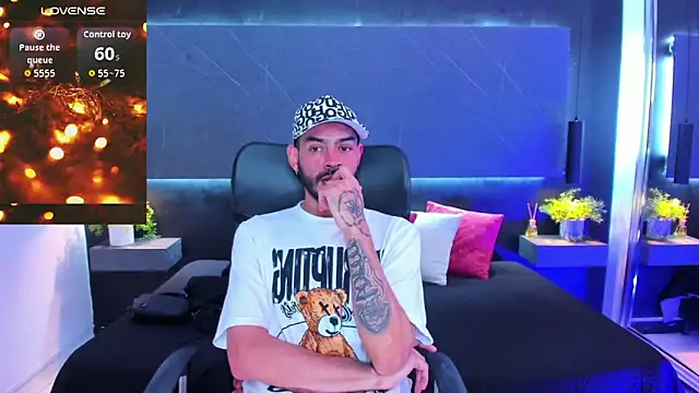 Snapshot of arcangel_harris chatting on March 2026 07:19:01 PM arcangel harris online show from March 2026 07:19:01 PM