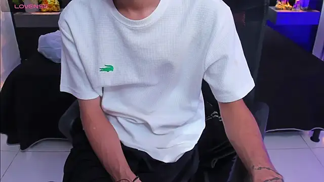 Snapshot of arcangel_harris chatting on April 2026 06:56:02 PM arcangel harris online show from April 2026 06:56:02 PM