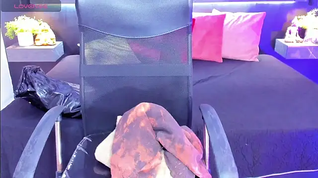 Snapshot of arcangel_harris chatting on April 2026 07:08:02 PM arcangel harris online show from April 2026 07:08:02 PM