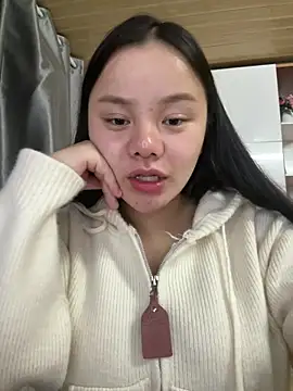 leo-kitty online show from February 2026 06:04:02 PM