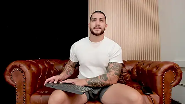 KyleNorth  online show from April 2026 01:01:01 PM