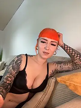 ScarletVixenLive online show from February 2026 02:24:01 PM