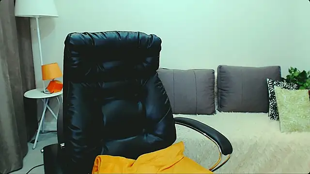 Hanna--Sweet online show from March 2026 04:32:01 PM