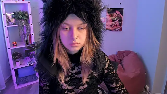 Snapshot of crazysound chatting on February 2026 01:07:01 PM crazysound online show from February 2026 01:07:01 PM