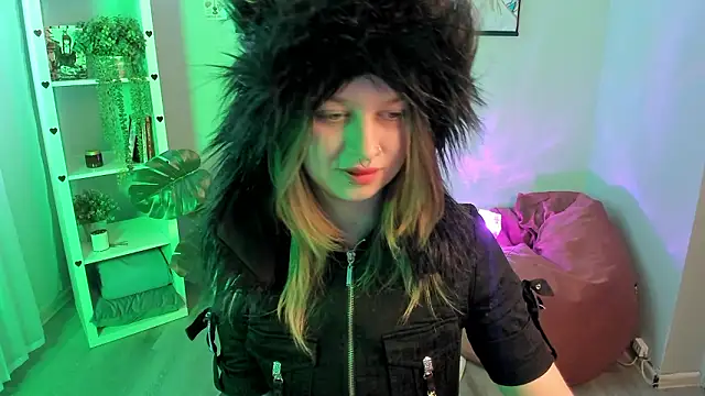 Snapshot of crazysound chatting on February 2026 01:23:01 PM crazysound online show from February 2026 01:23:01 PM